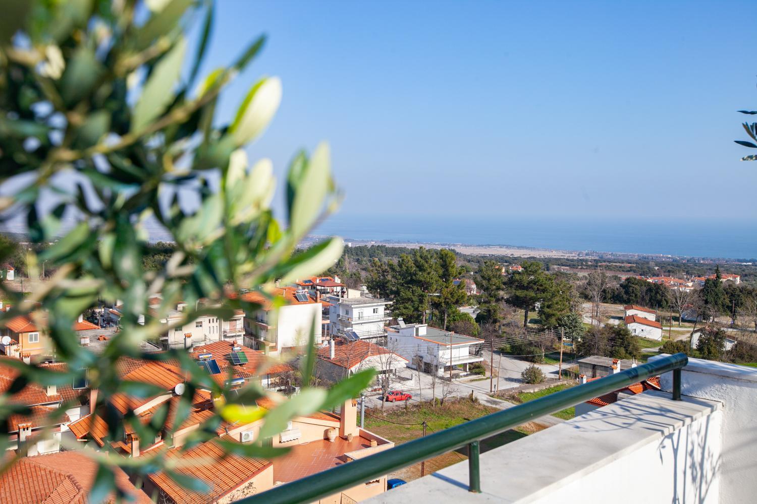Rodon Apartment With Great View, Sauna And Jacuzzi Литокорон Екстериор снимка