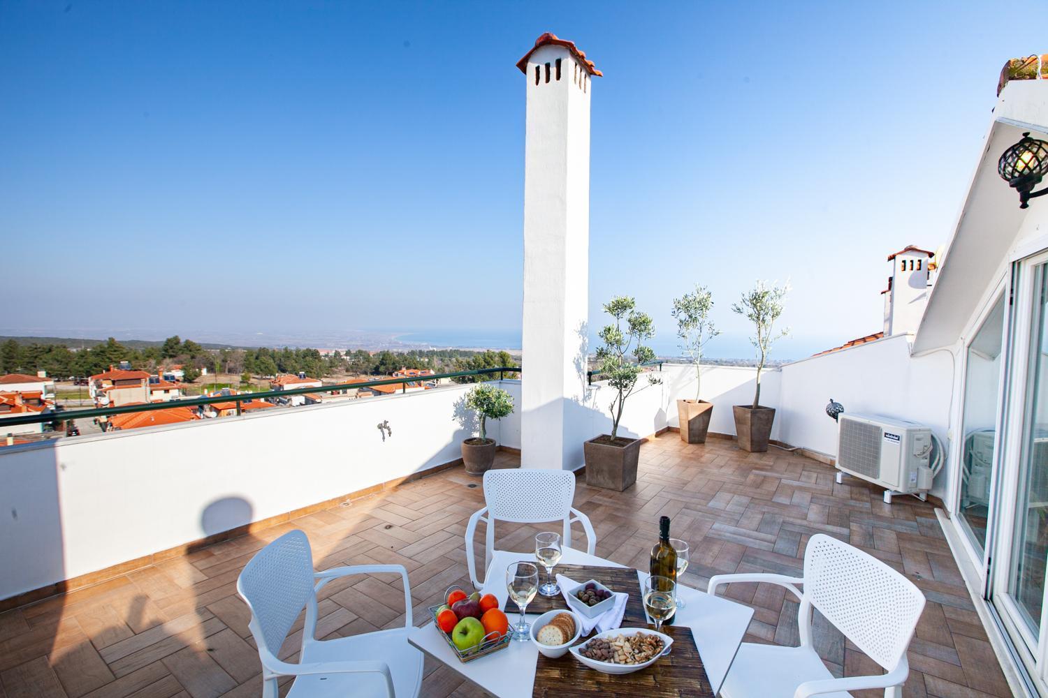 Rodon Apartment With Great View, Sauna And Jacuzzi Литокорон Екстериор снимка