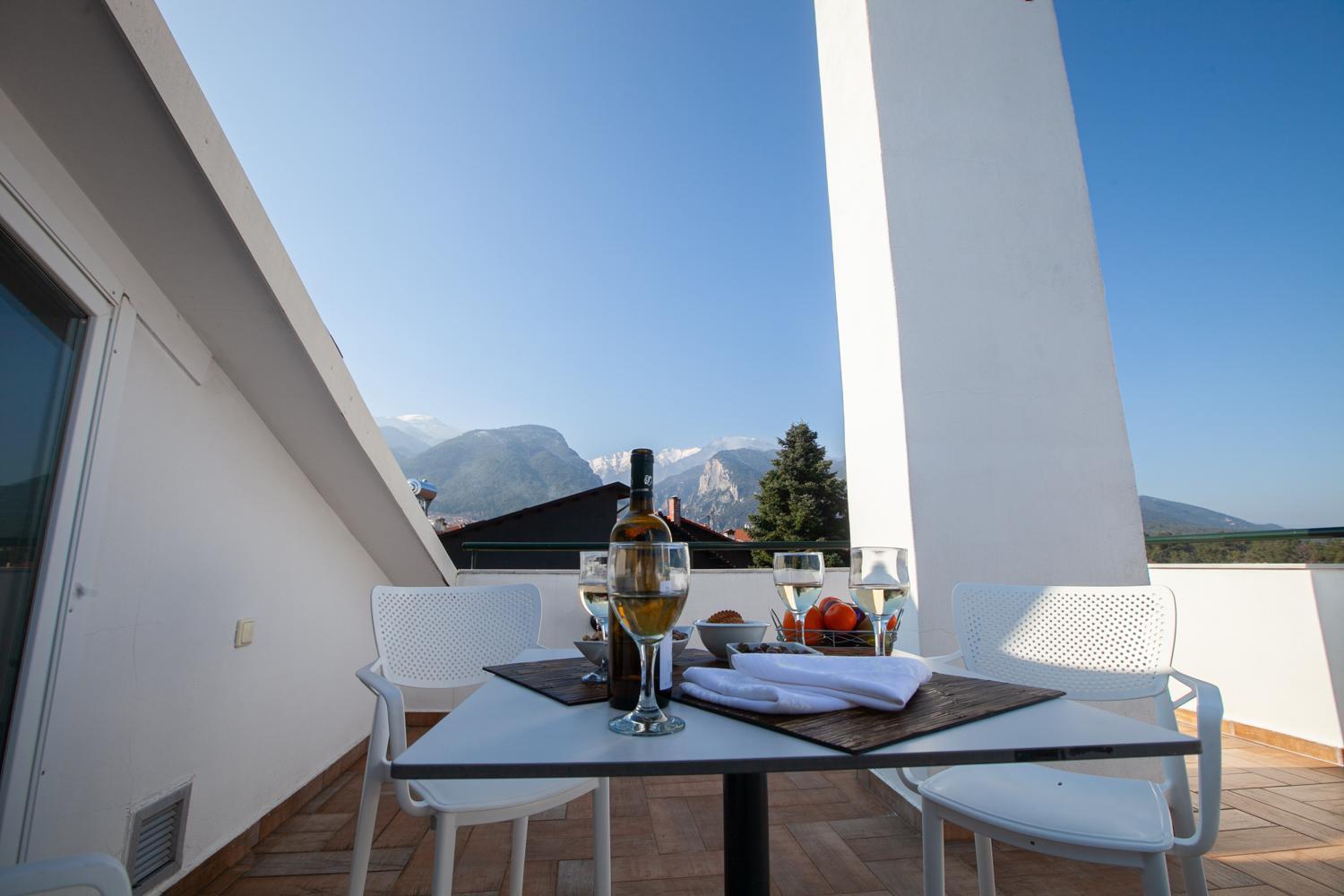 Rodon Apartment With Great View, Sauna And Jacuzzi Литокорон Екстериор снимка
